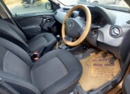 Renault Duster RXE