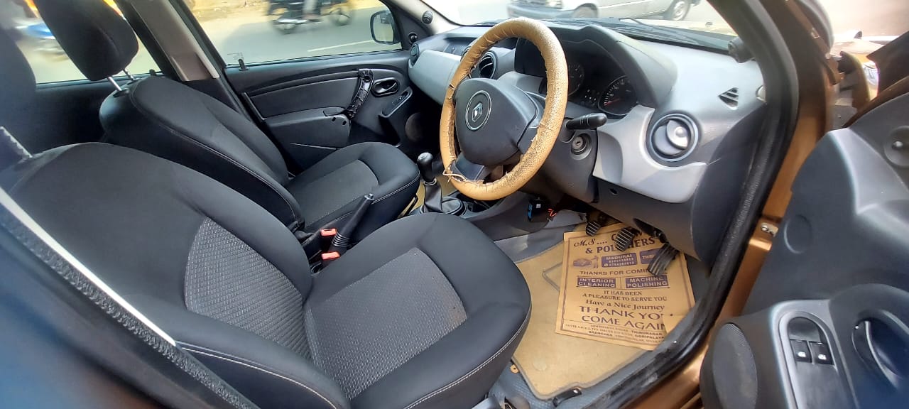 Renault Duster RXE