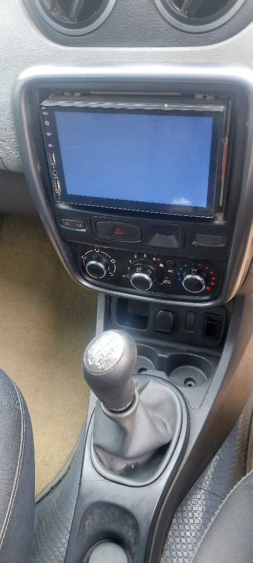 Renault Duster RXE