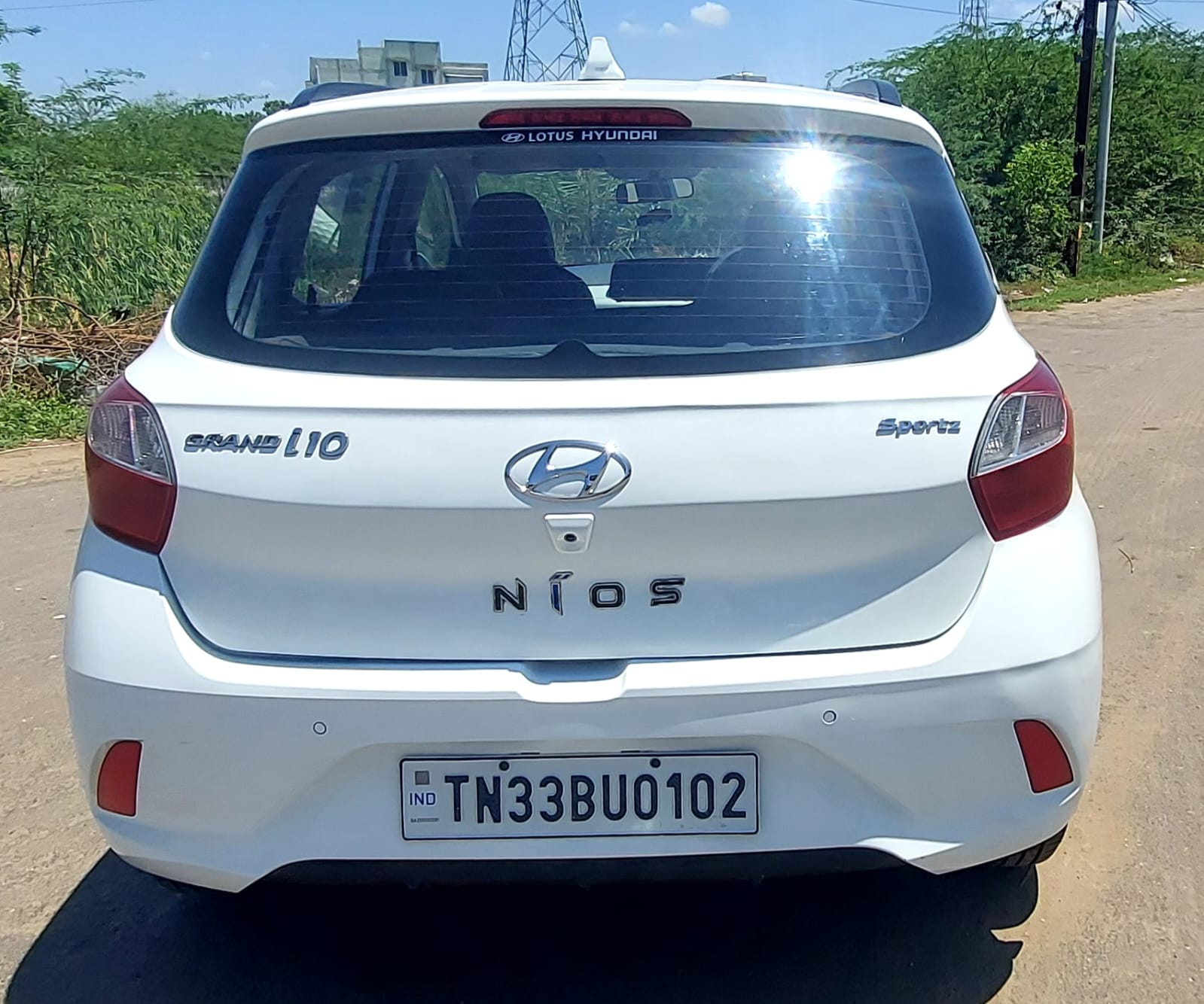 Grand i 10 Nios