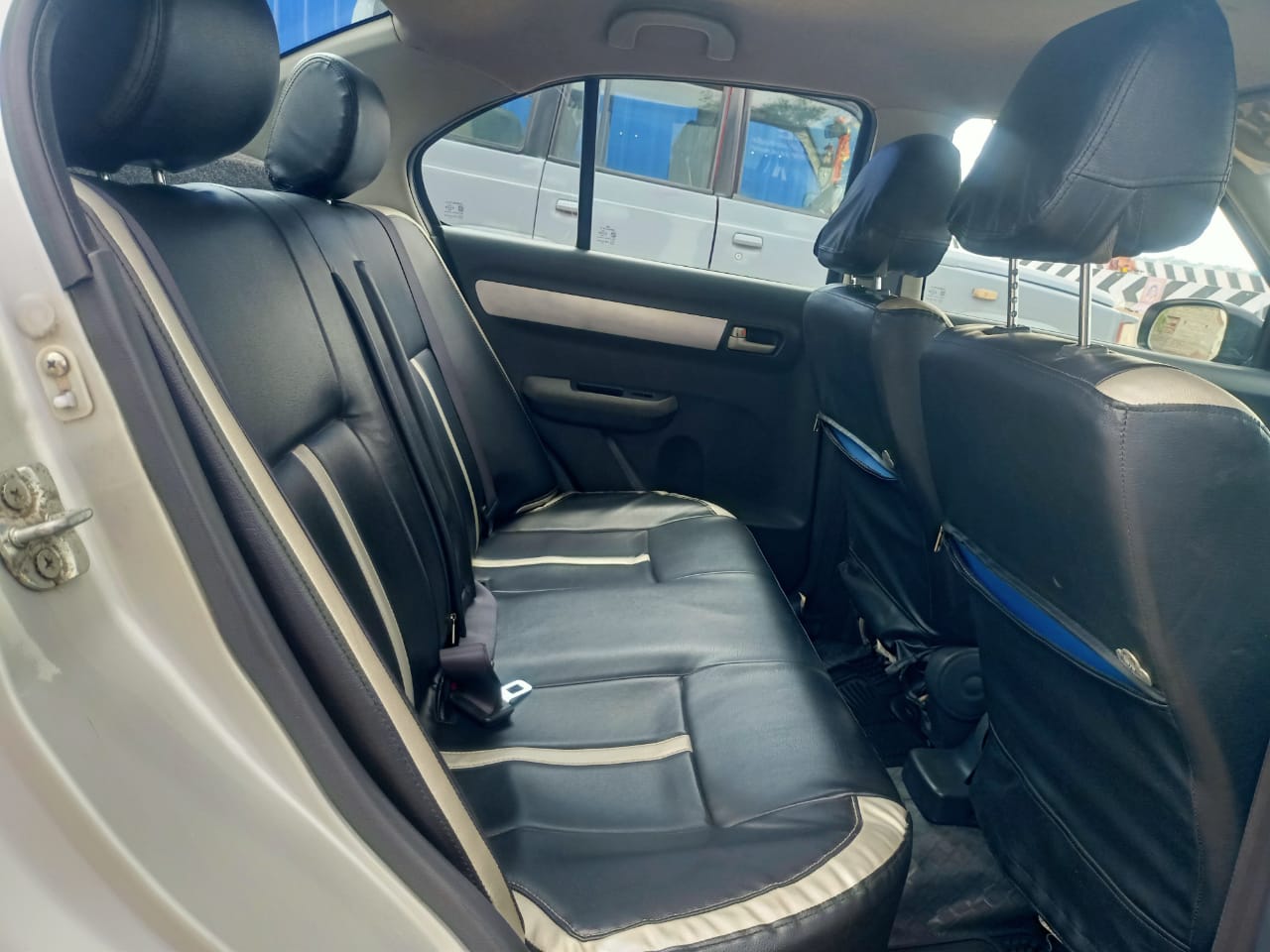 Maruti Suzuki Swift Dzire VXI