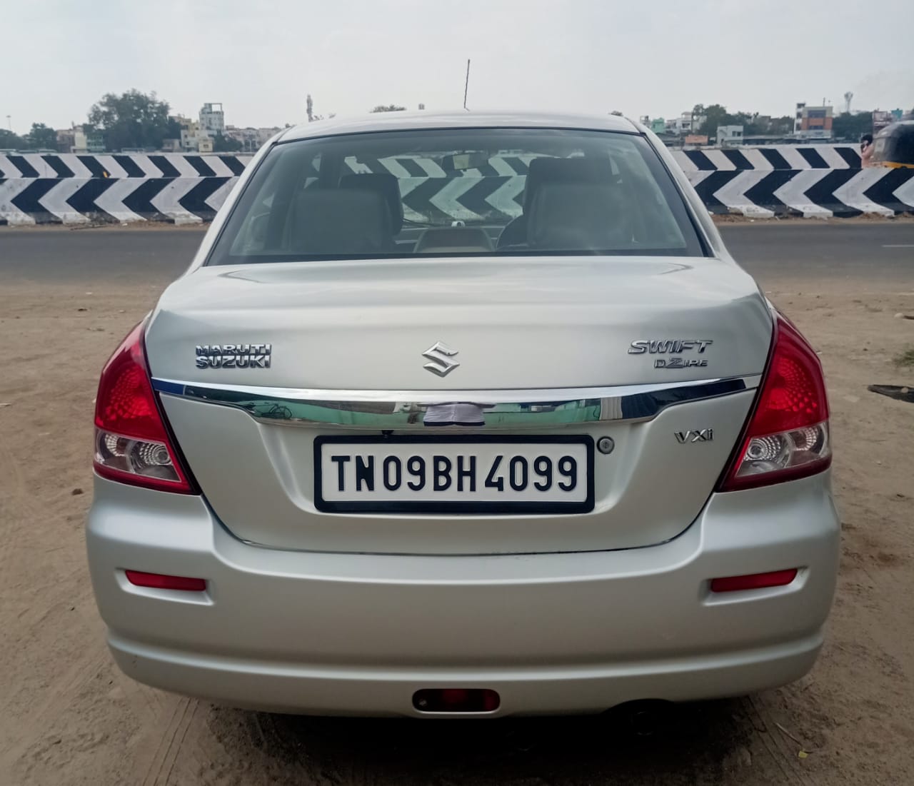 Maruti Suzuki Swift Dzire VXI