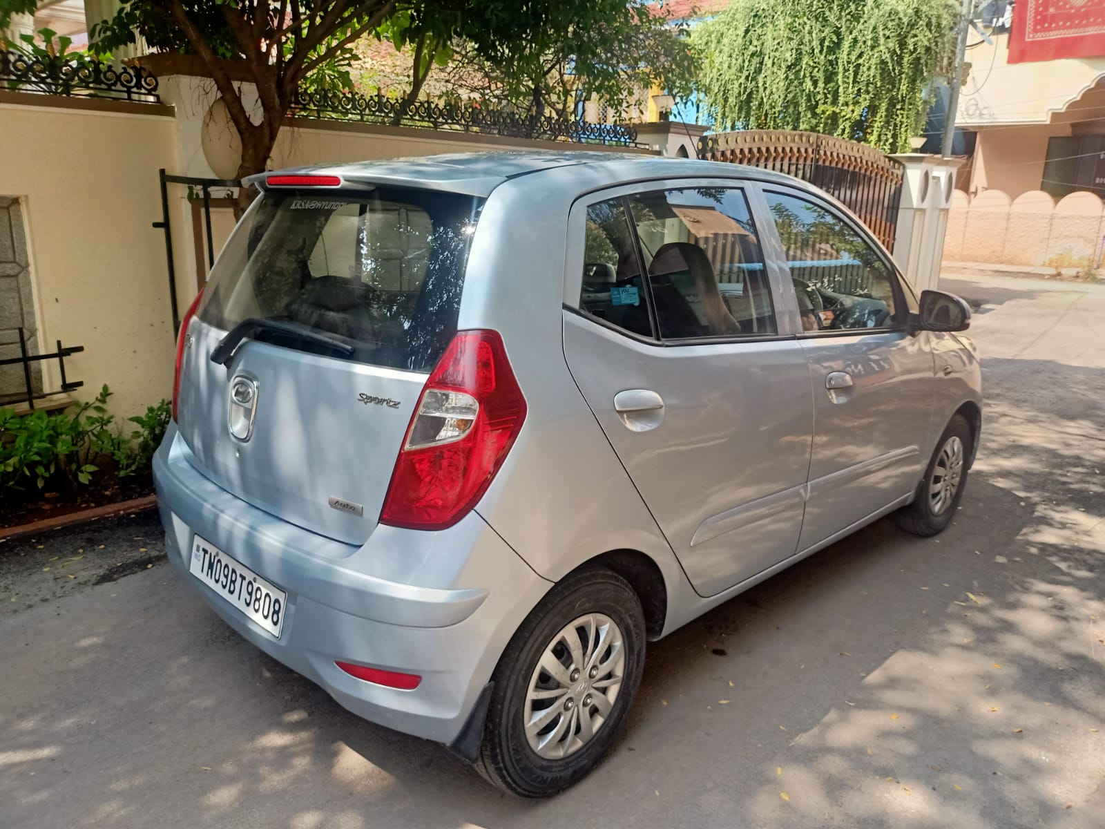 Hyundai i10 AUTOMATIC Sportz