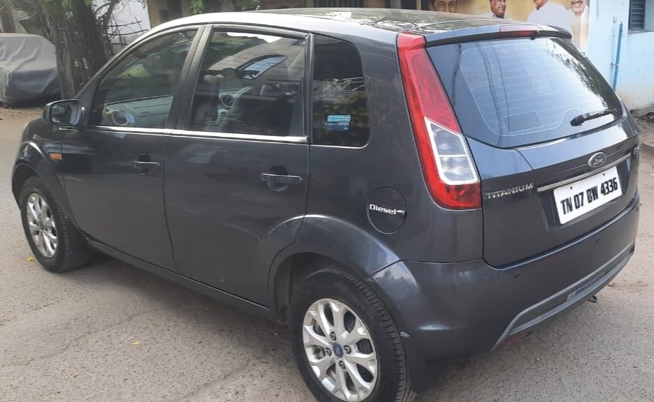 FORD FIGO 1.4 TITANIUM