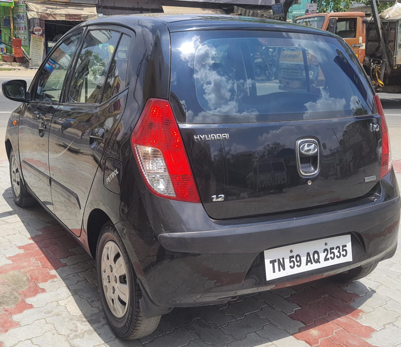 HYUNDAI  I10 Magna 1.2