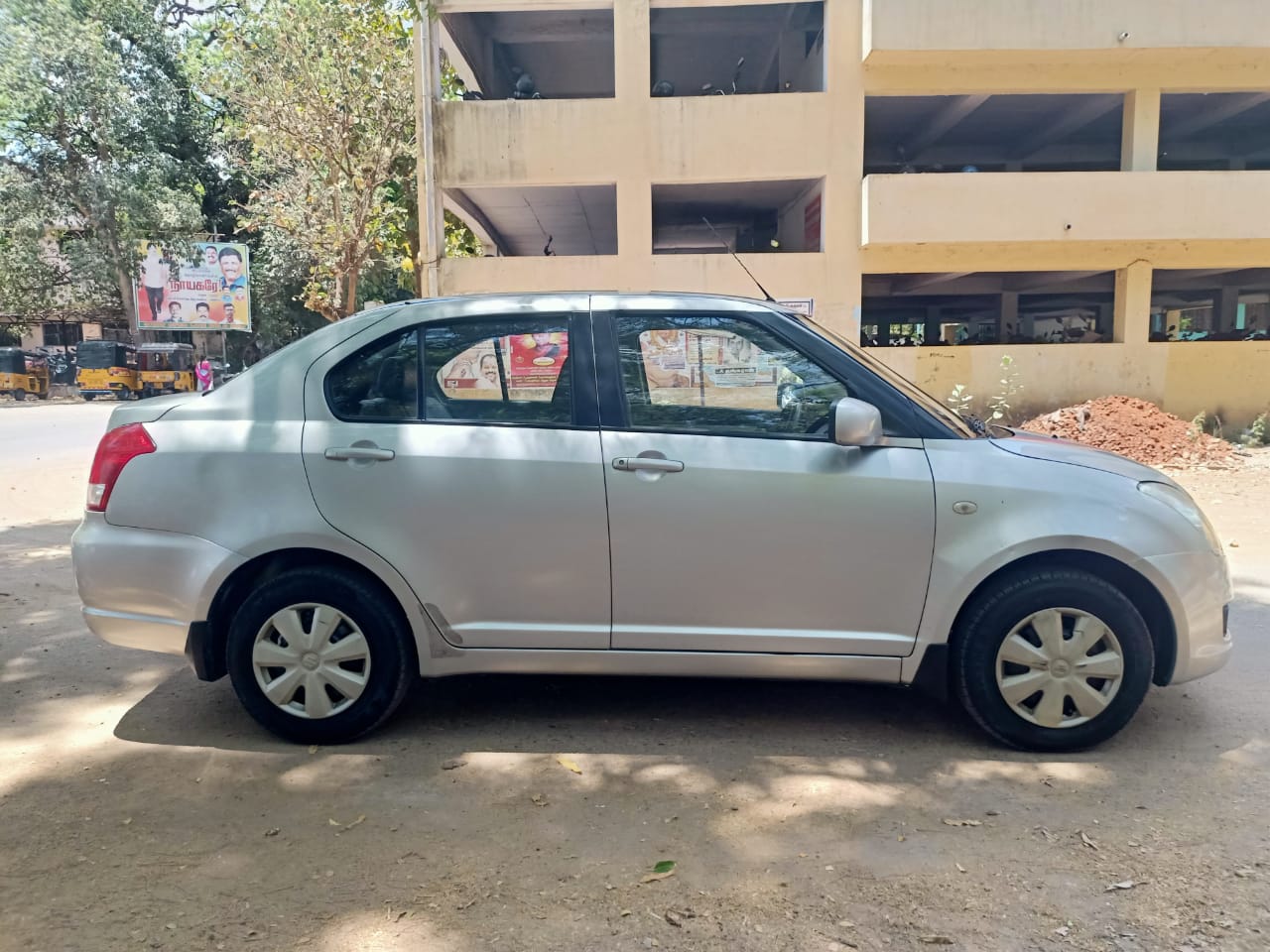 Maruti Suzuki Swift Dzire VXI