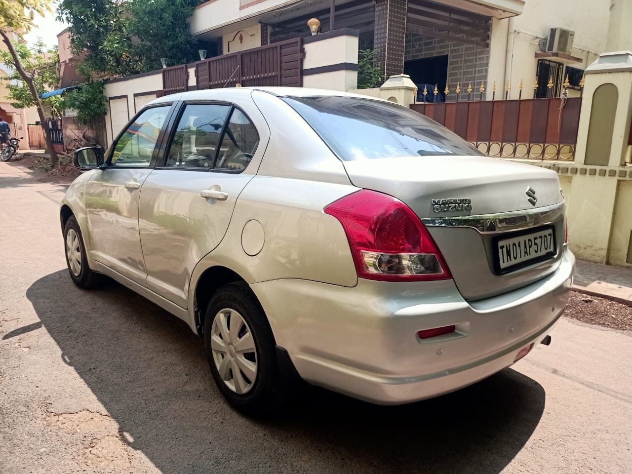 Maruti Suzuki Swift Dzire VXI