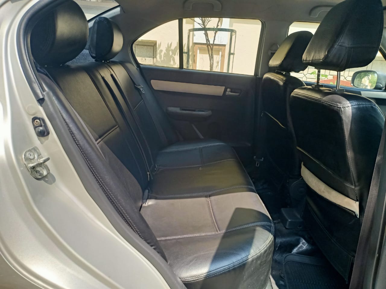 Maruti Suzuki Swift Dzire VXI