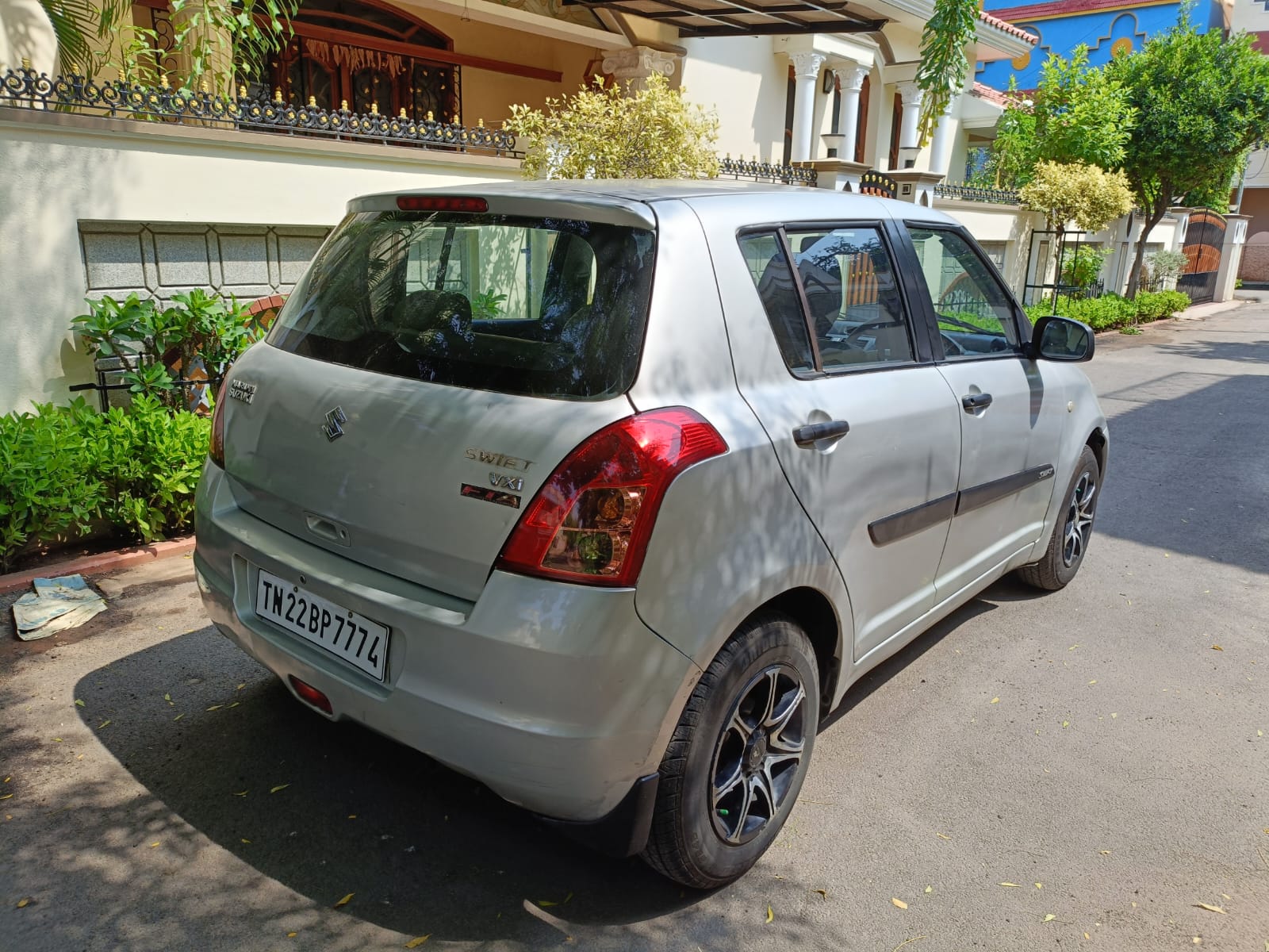 Maruti Suzuki Swift VXI