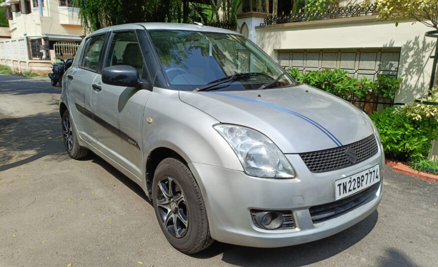 Maruti Suzuki Swift VXI