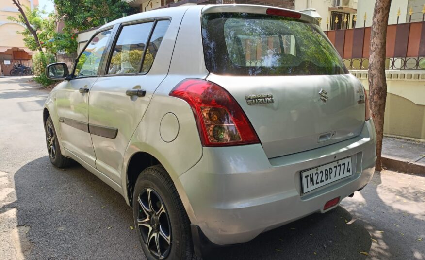 Maruti Suzuki Swift VXI