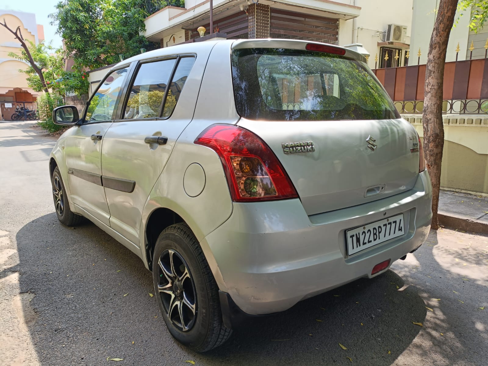 Maruti Suzuki Swift VXI