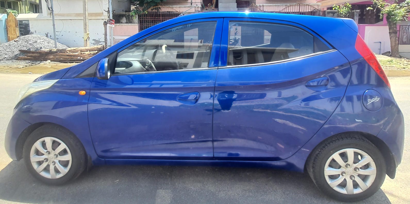 HYUNDAI EON SPORTZ