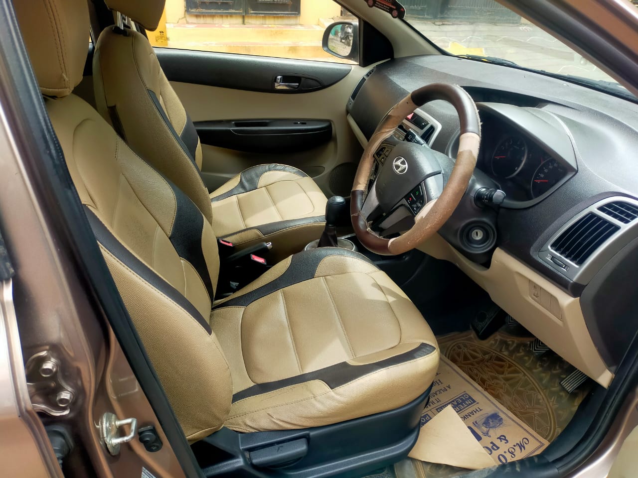 HYUNDAI I20 SPORTZ