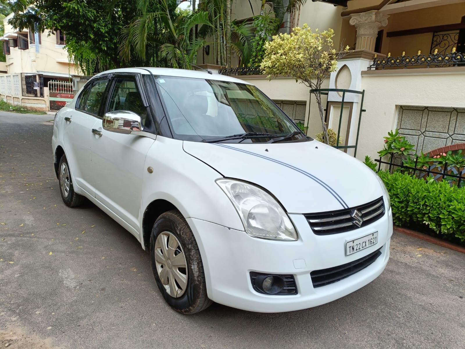 Maruti Suzuki Swift Dzire VXI