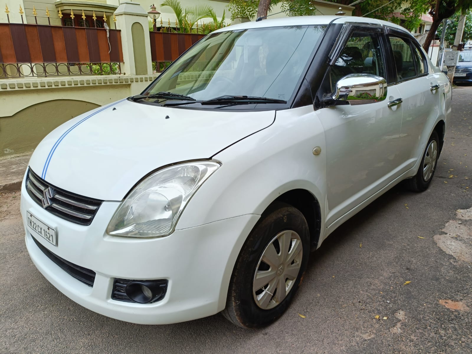 Maruti Suzuki Swift Dzire VXI